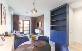 Apartament Centrum Gdańsk blisko Starego Miasta z widokiem na rzekę
